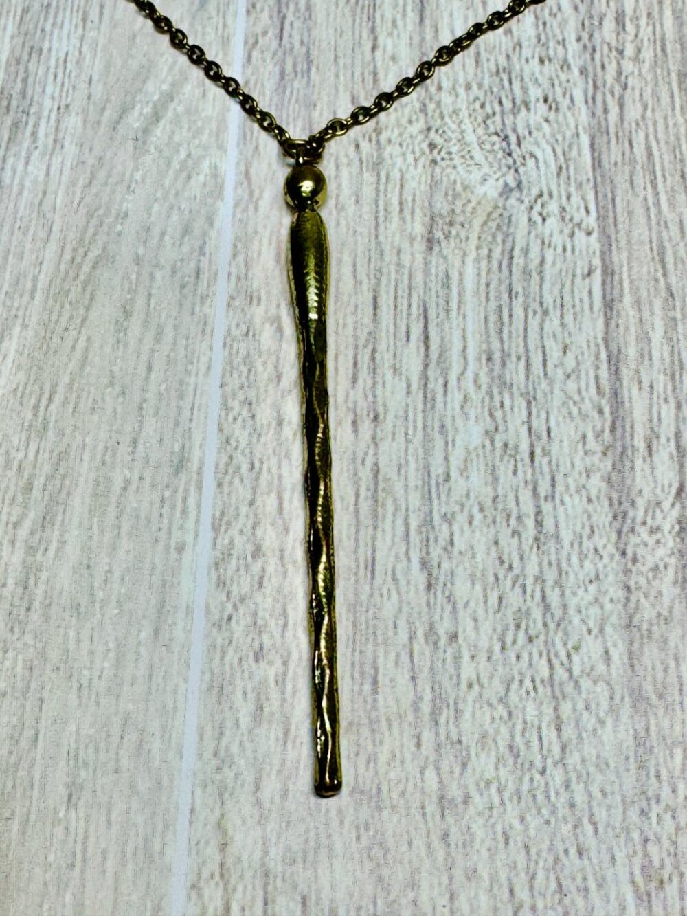 Necklace featuring wand from MagiQuest, Great Wolf Lodge, MagiQuest accessory